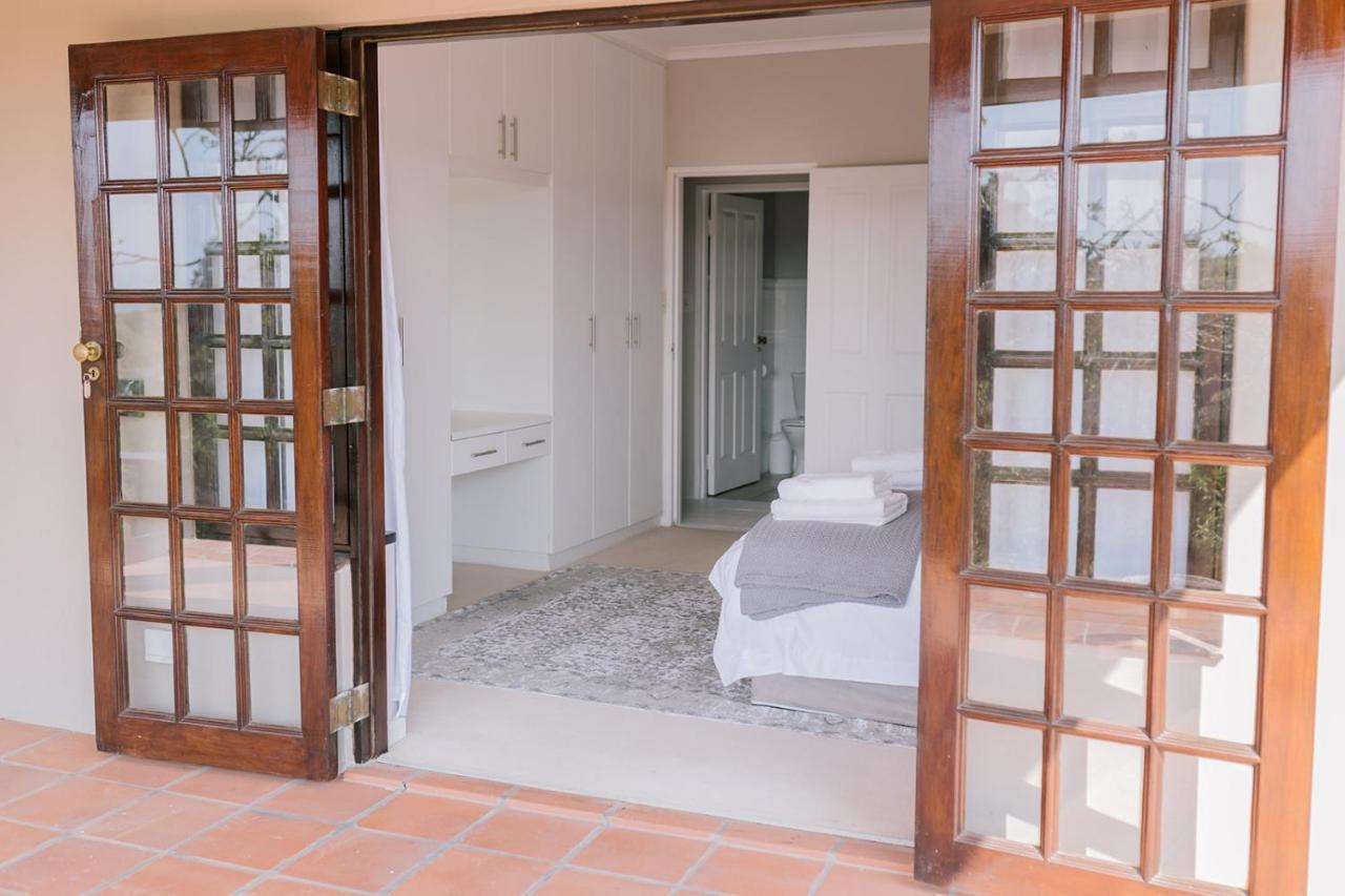 Nahoon Beach Villas Self Catering Apartments Іст-Лондон Екстер'єр фото