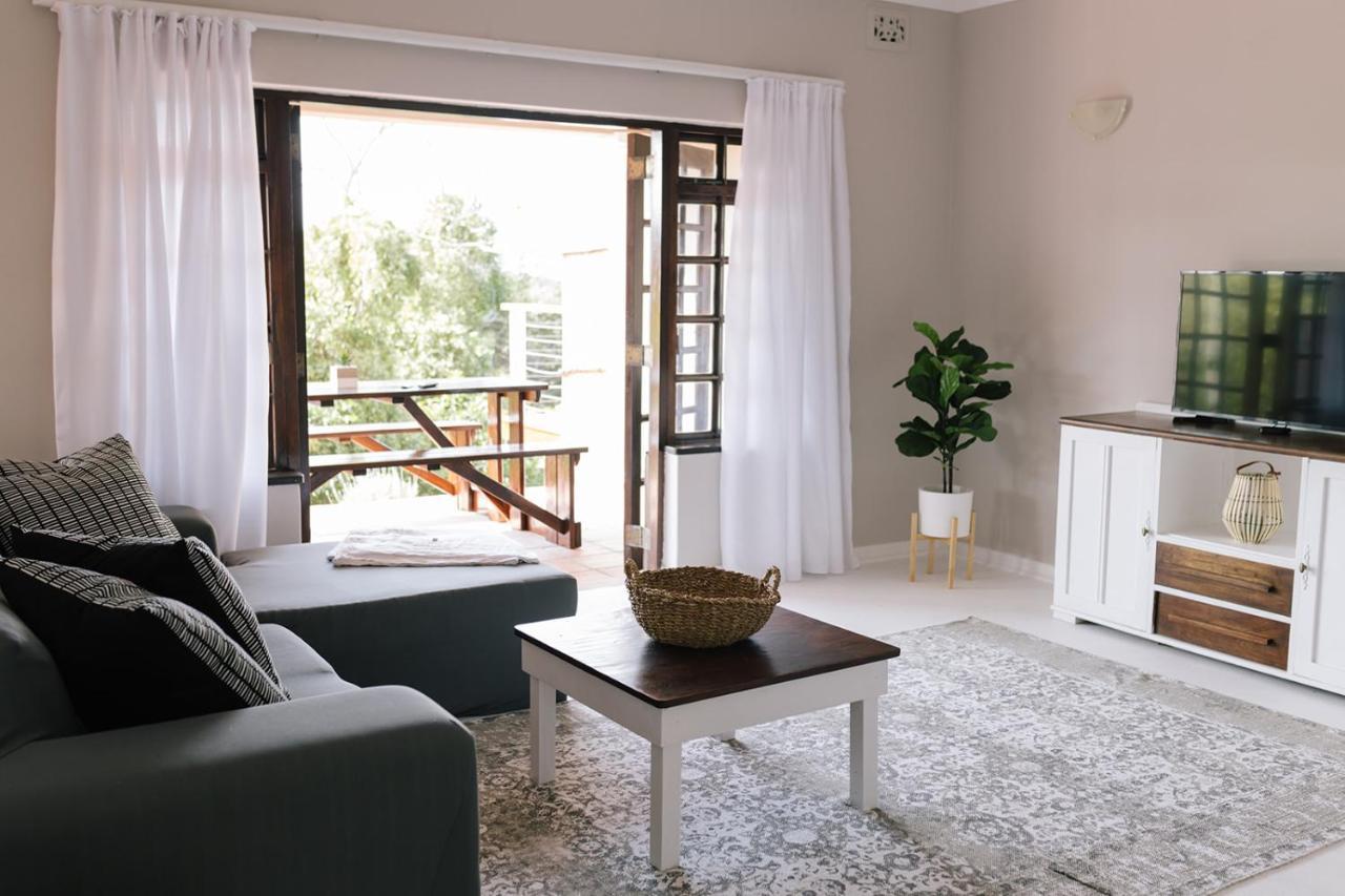 Nahoon Beach Villas Self Catering Apartments Іст-Лондон Екстер'єр фото